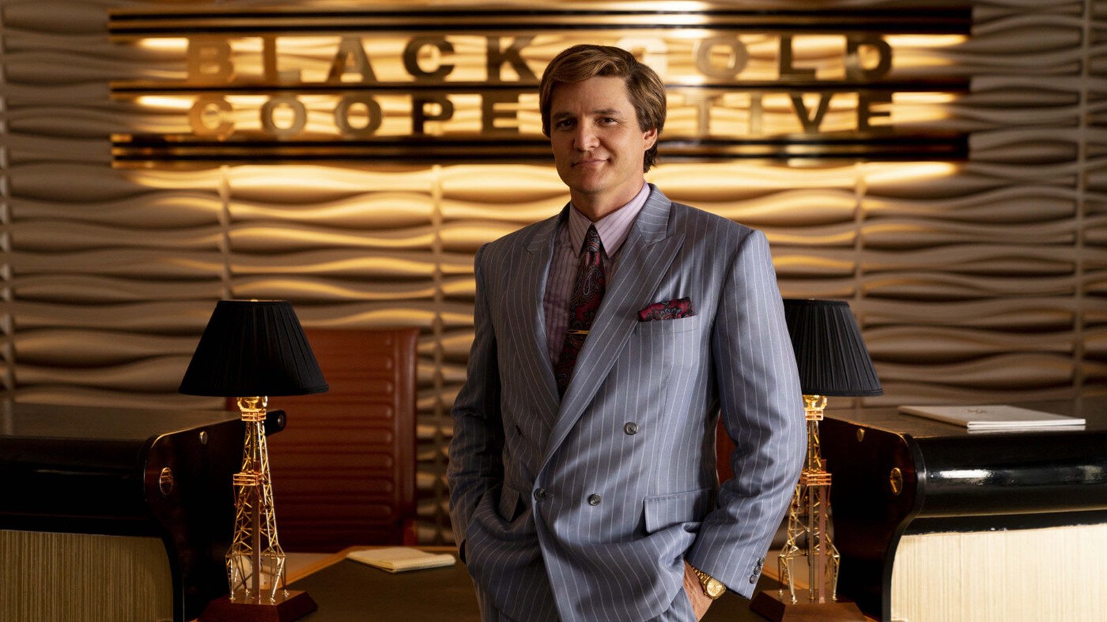 Pedro Pascal as DC villain Max Lord (aka Maxwell Lorenzano) in "Wonder Woman 1984."