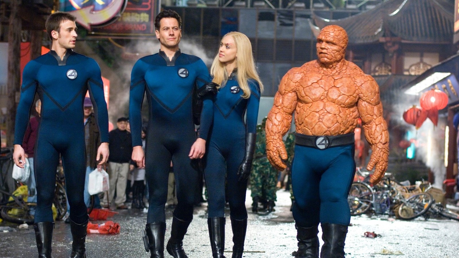 Chris Evans, Ioan Gruffudd, Jessica Alba, Michael Chiklis in "Fantastic Four: Rise of the Silver Surfer."
