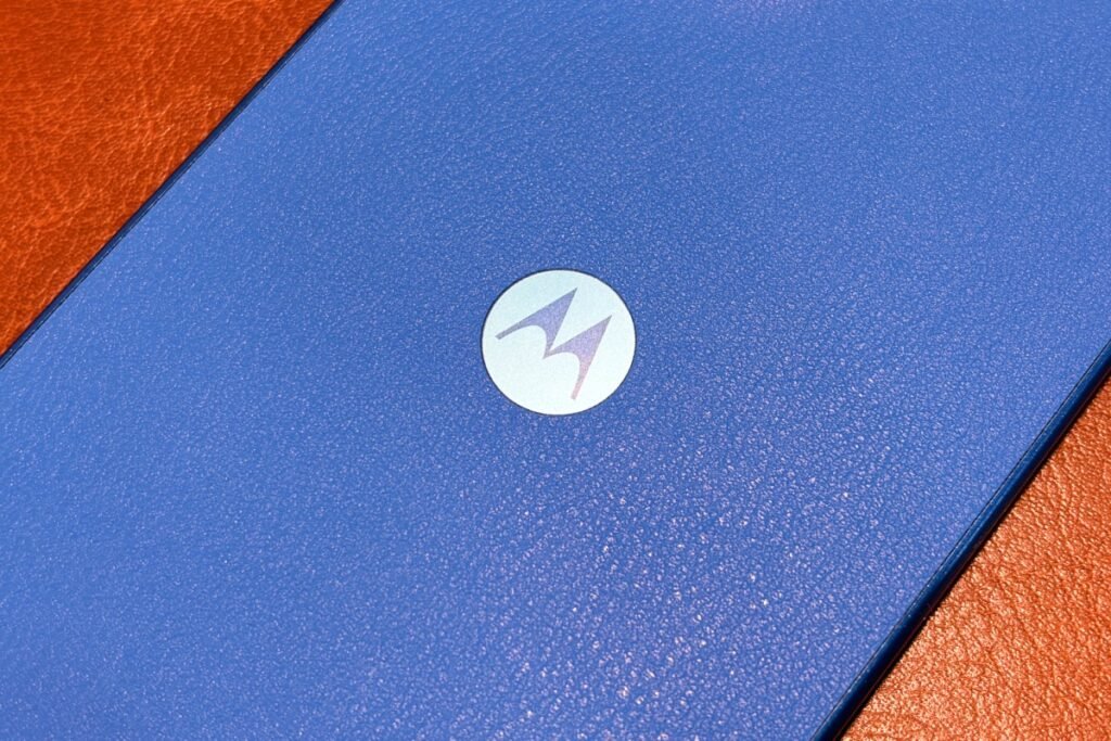 motorola-batwing-logo-jagmeet-singh-techcrunch